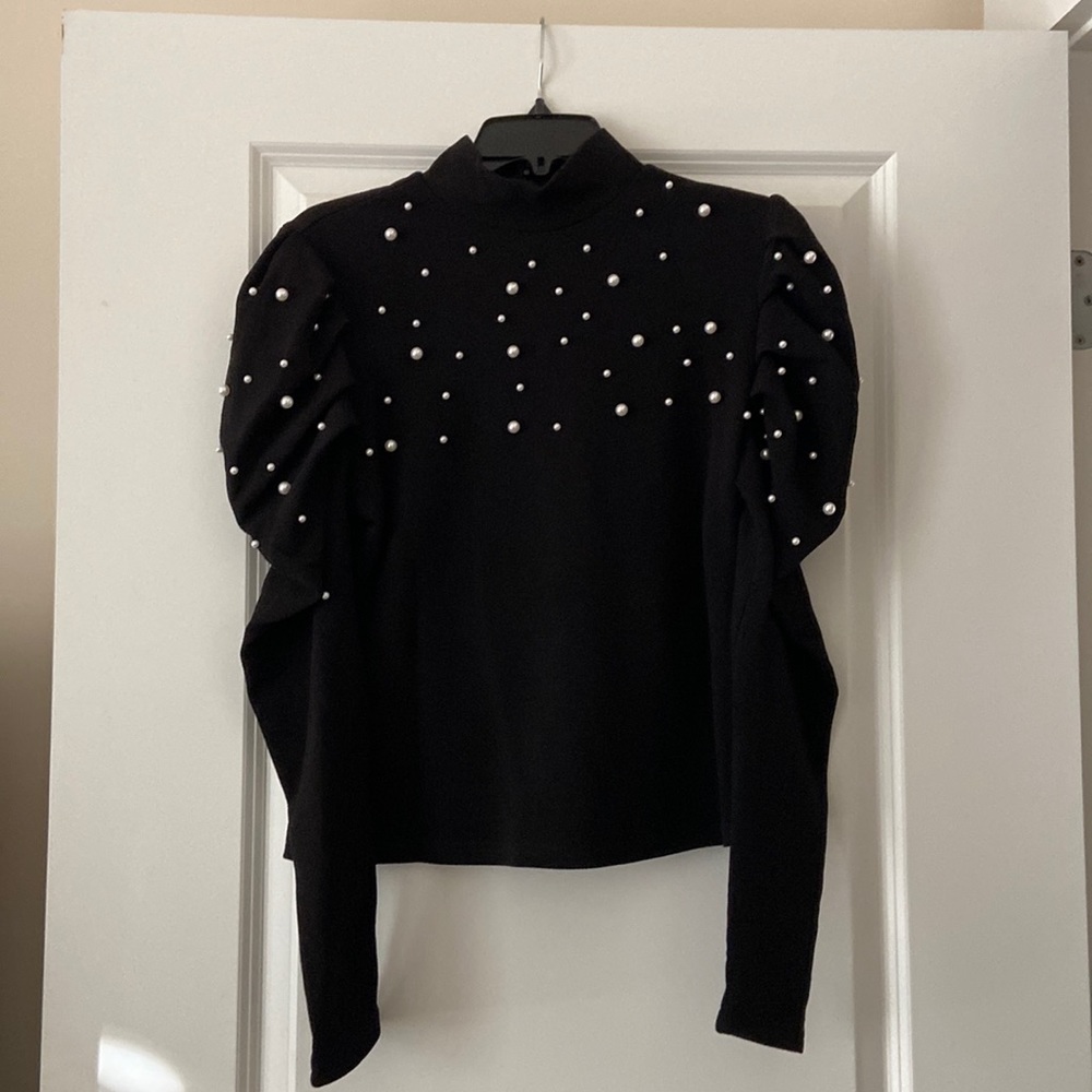 Puffed sleeved, pearl dazzled blouse, Sz Large but like a Medium